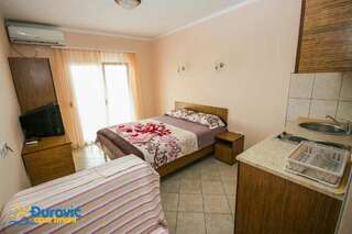 Апартаменты Apartmani Djurovic Добра-Вода Апартаменты с видом на море-10