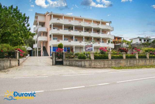 Апартаменты Apartmani Djurovic Добра-Вода-20