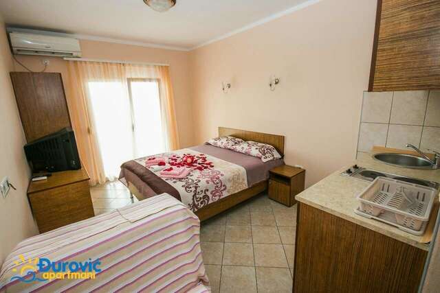 Апартаменты Apartmani Djurovic Добра-Вода-27