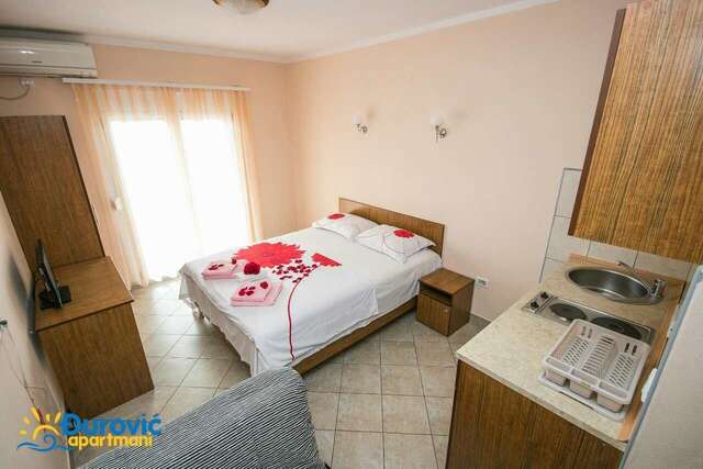 Апартаменты Apartmani Djurovic Добра-Вода-37
