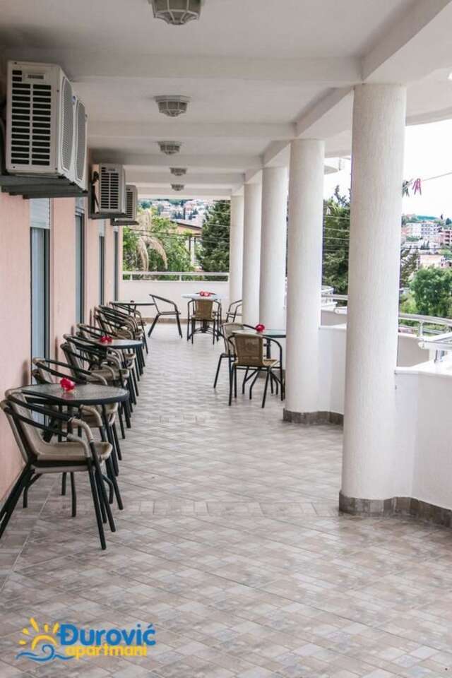Апартаменты Apartmani Djurovic Добра-Вода-41