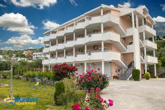 Апартаменты Apartmani Djurovic Добра-Вода-11